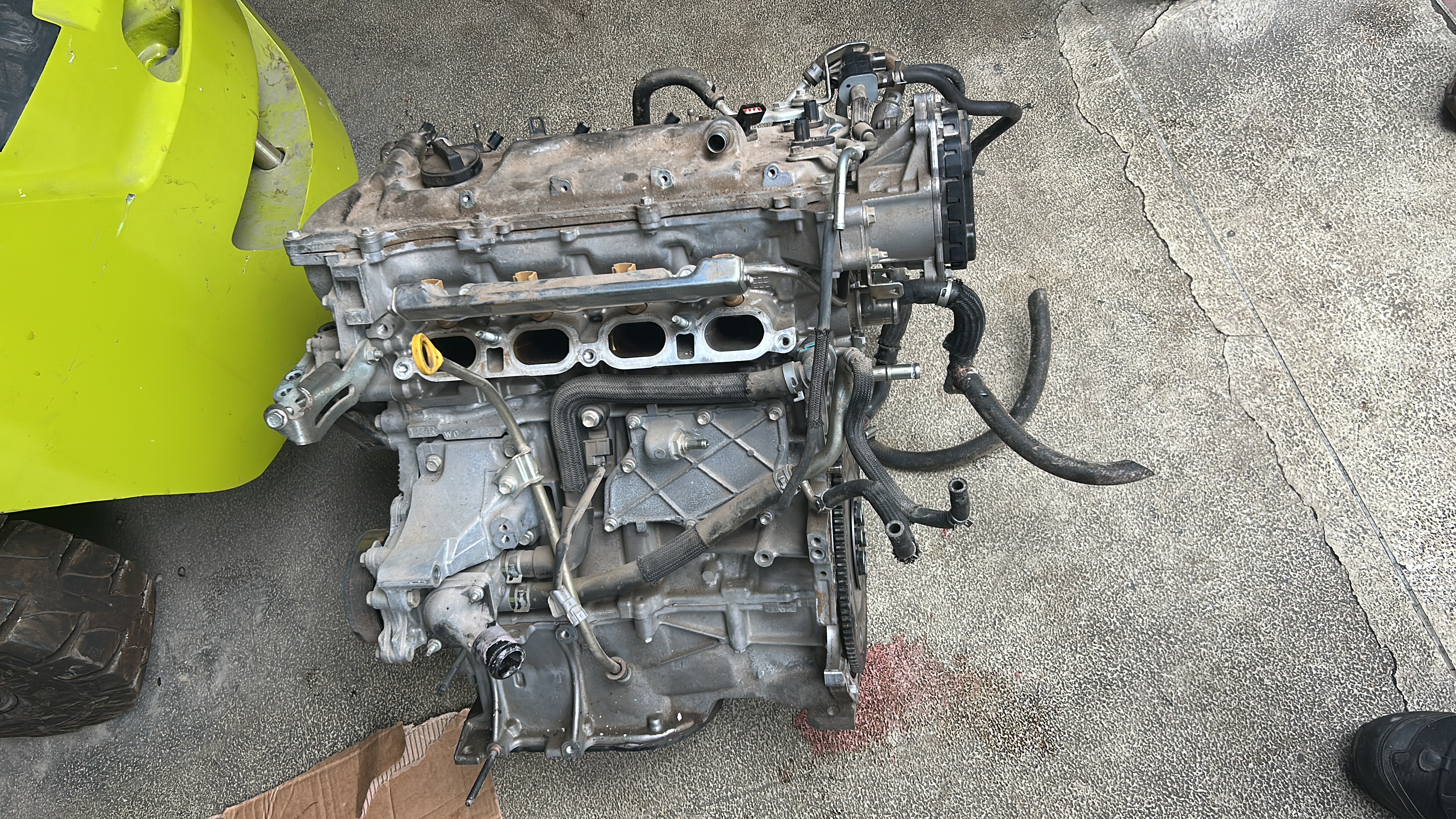 TOYOTA COROLLA 1.6 BENZINLI 1ZR KOMPLE MOTOR
